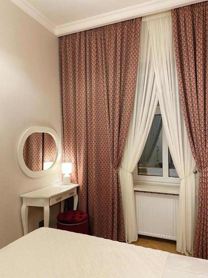 Grand De Luxe Residence Lviv Eksteriør billede