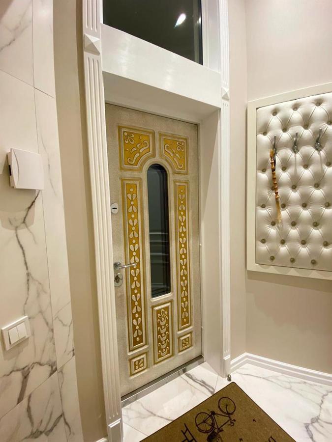 Grand De Luxe Residence Lviv Eksteriør billede